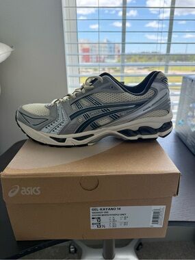 ASICS Men's GEL-Kayano 14 Running Shoe - Oyster White/Steeple Grey